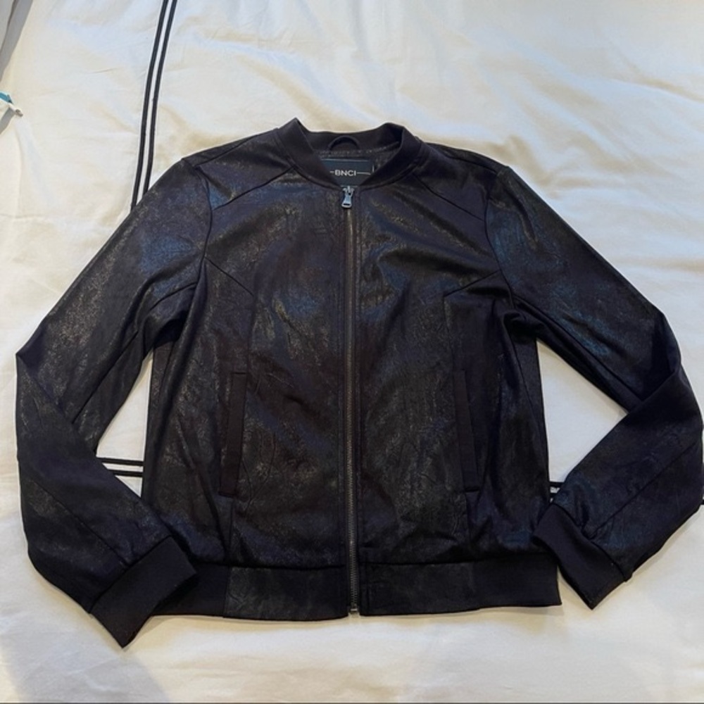 🍒 BNCI Black Shimmery Bomber Jacket - Zip Front